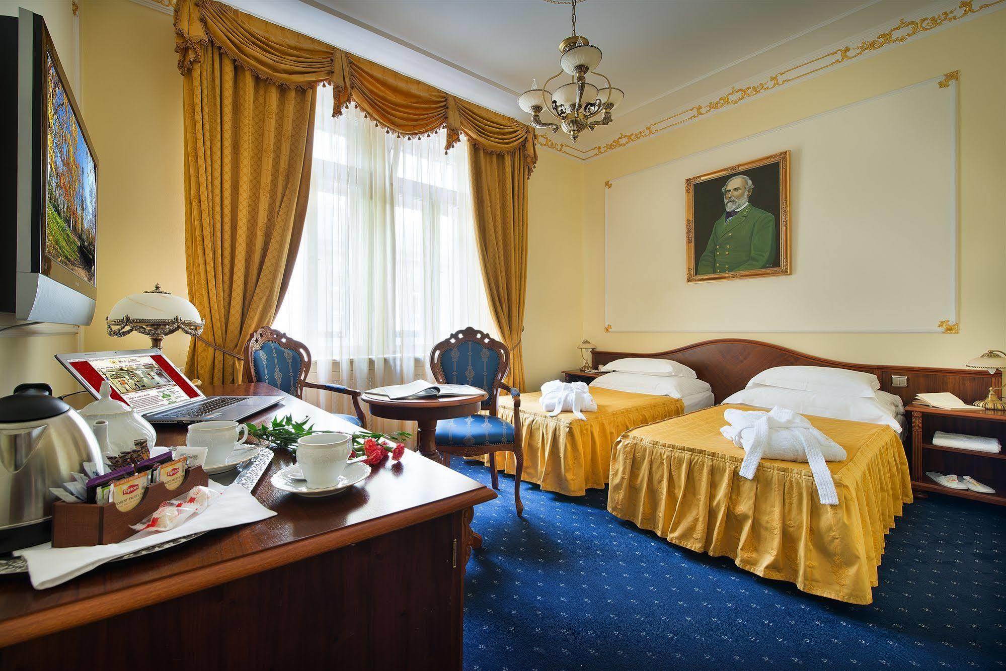 General Boutique Hotel & Wellness Prague Exterior photo