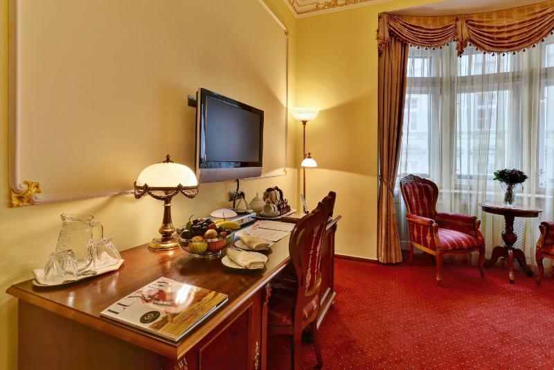 General Boutique Hotel & Wellness Prague Exterior photo